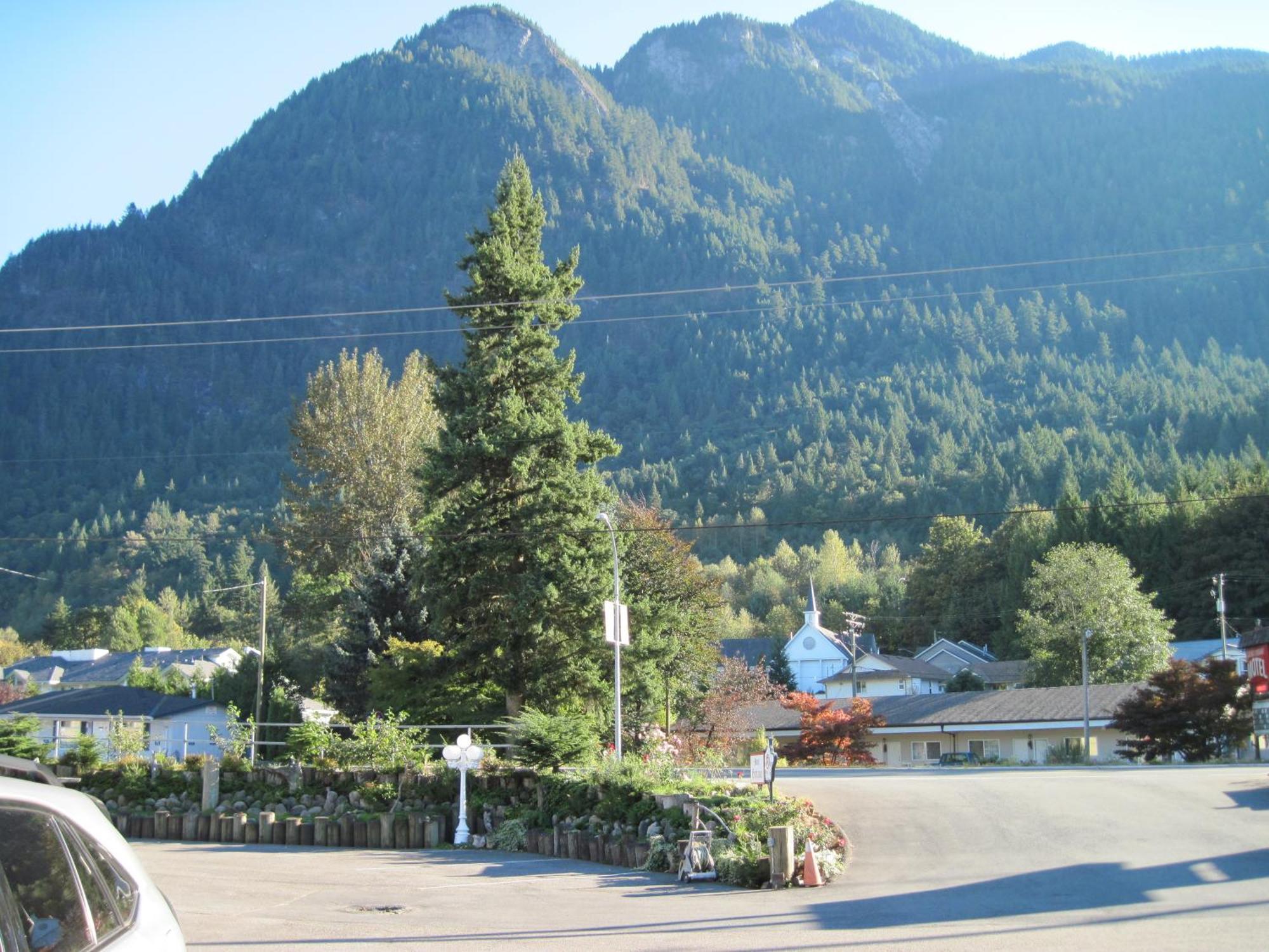 Alpine Motel Хоуп Экстерьер фото